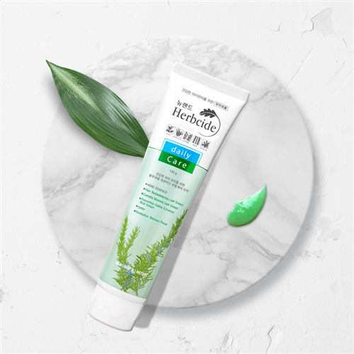 Kem đánh răng Herbcide Toothpaste Newland làm sạch mảng bám & ngăn ngừa sâu răng 130g