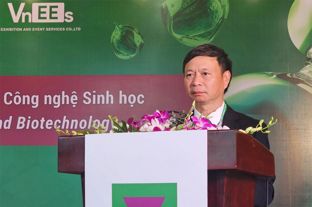 Thứ trưởng Bộ Khoa học và Công nghệ Hoàng Minh phát biểu tại lễ khai mạc Analytica Vietnam 2025