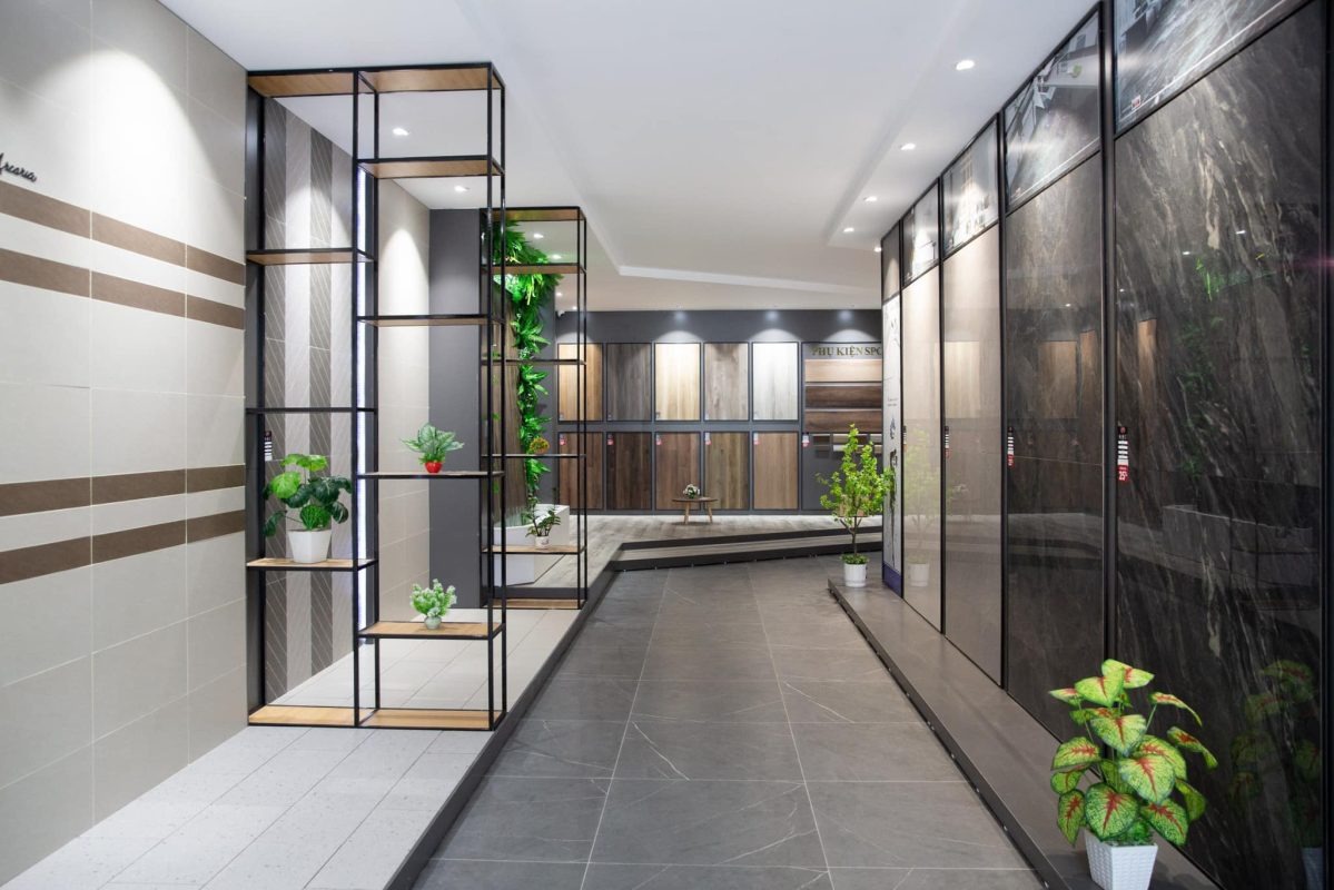 Mẫu thiết kế và thi công showroom gạch sử dụng cây xanh Mẫu thiết kế và thi công showroom gạch sử dụng cây xanh