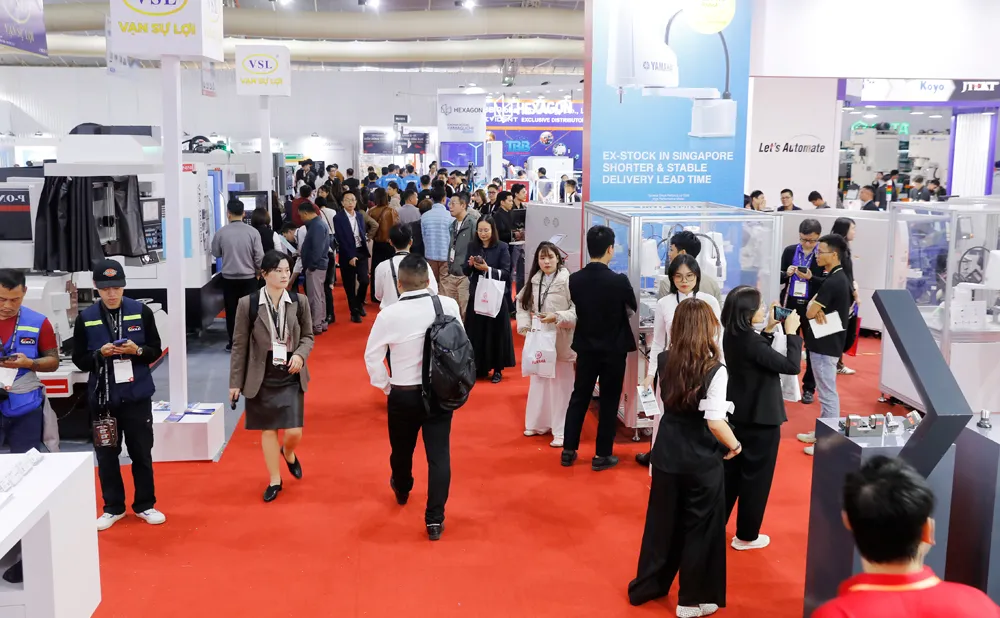 Không khí sôi động và các hoạt động mở màn tại buổi lễ khai mạc triển lãm VIMF Bắc Ninh 2025