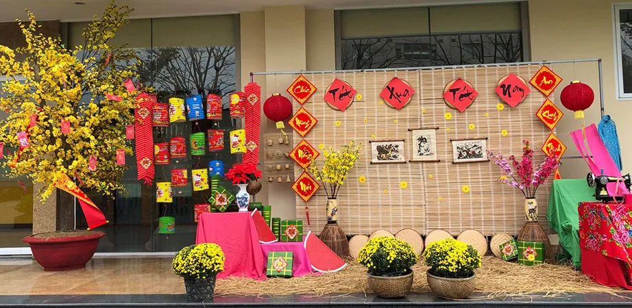 Backdrop và mặt tiền gian hàng hội chợ Tết cần đáp ứng được ba yếu tố để đạt sự hiệu quả Backdrop và mặt tiền gian hàng hội chợ Tết cần đáp ứng được ba yếu tố để đạt sự hiệu quả