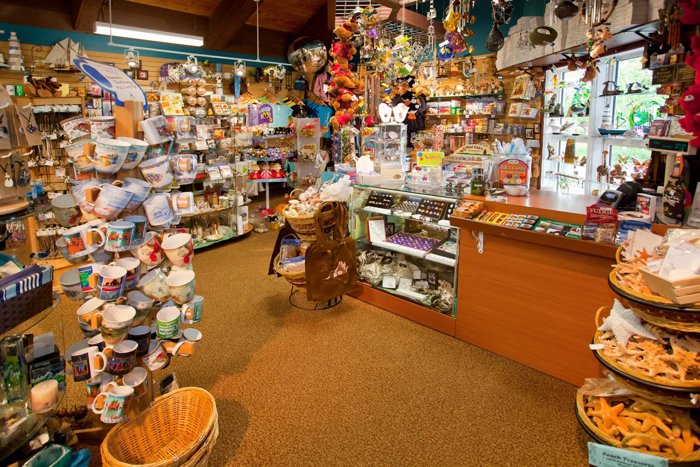 Mẫu thiết kế quà lưu niệm theo chủ đề địa phương