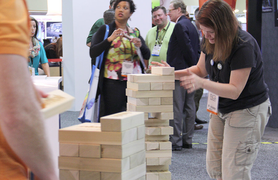 Exhibition booth games attract many visitors