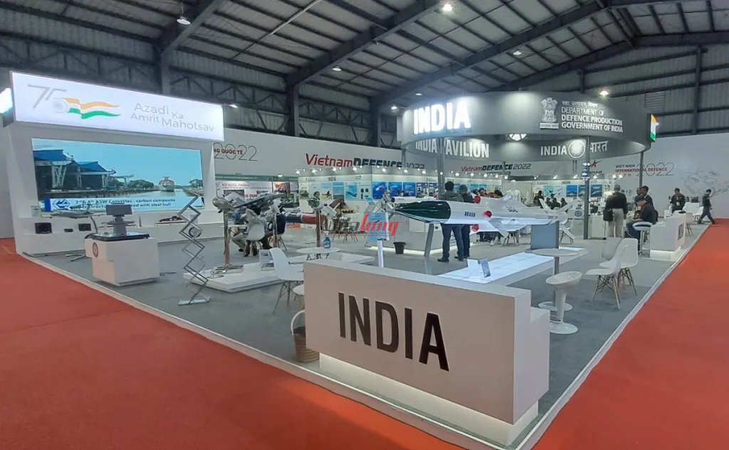 Thiết kế thi công gian hàng tại triển lãm – Design and construction of booths at the exhibition Thiết kế thi công gian hàng tại triển lãm – Design and construction of booths at the exhibition